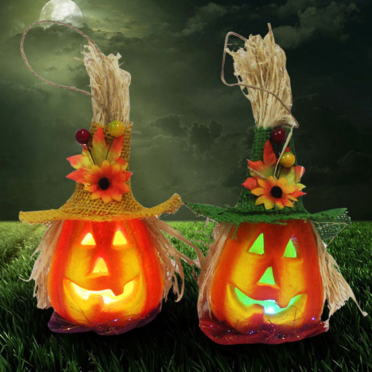 The Green Hat Witchy Trick-Or-Treat Halloween Pumpkin light 2