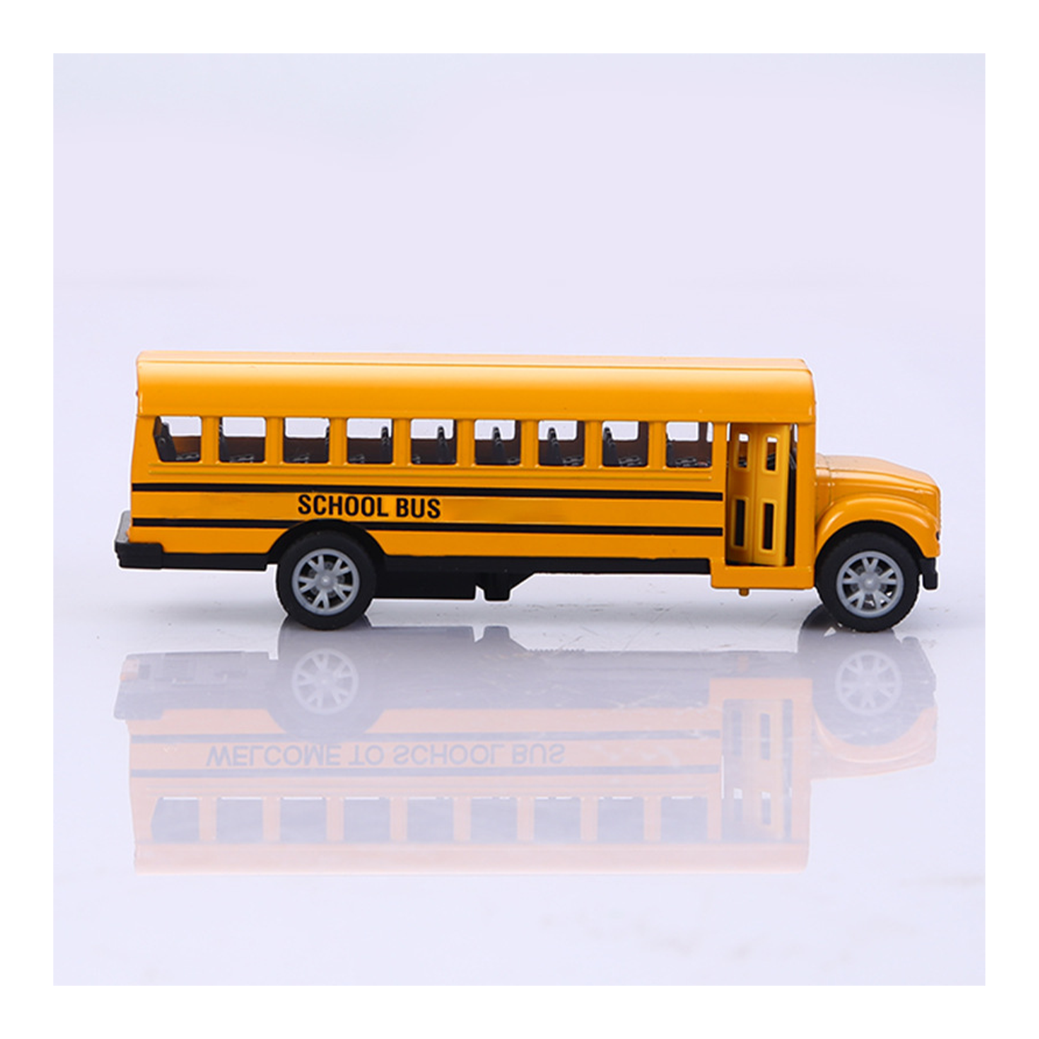 Toddlers Alloy School Bus Model Pull Back Toys 4