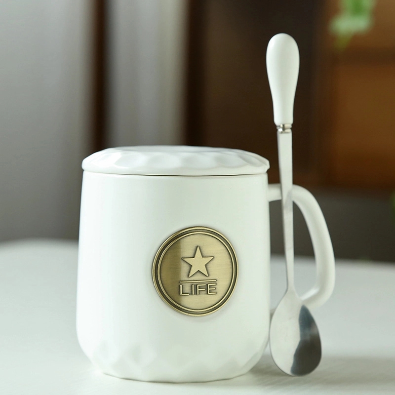 Ceramic Coffee Mug With Lid and Spoon 10