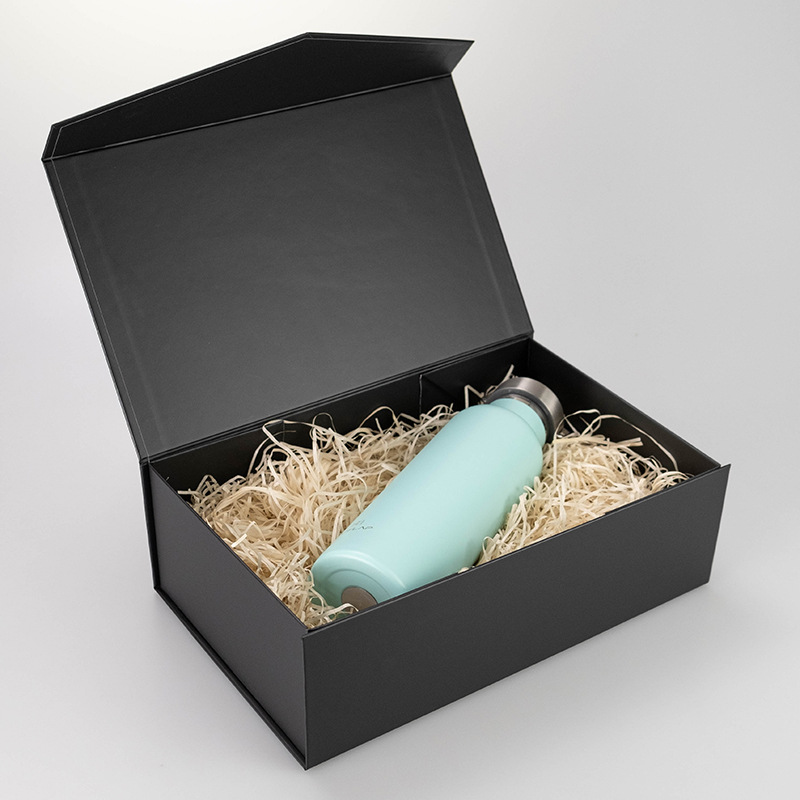 Magnetic gift box 7