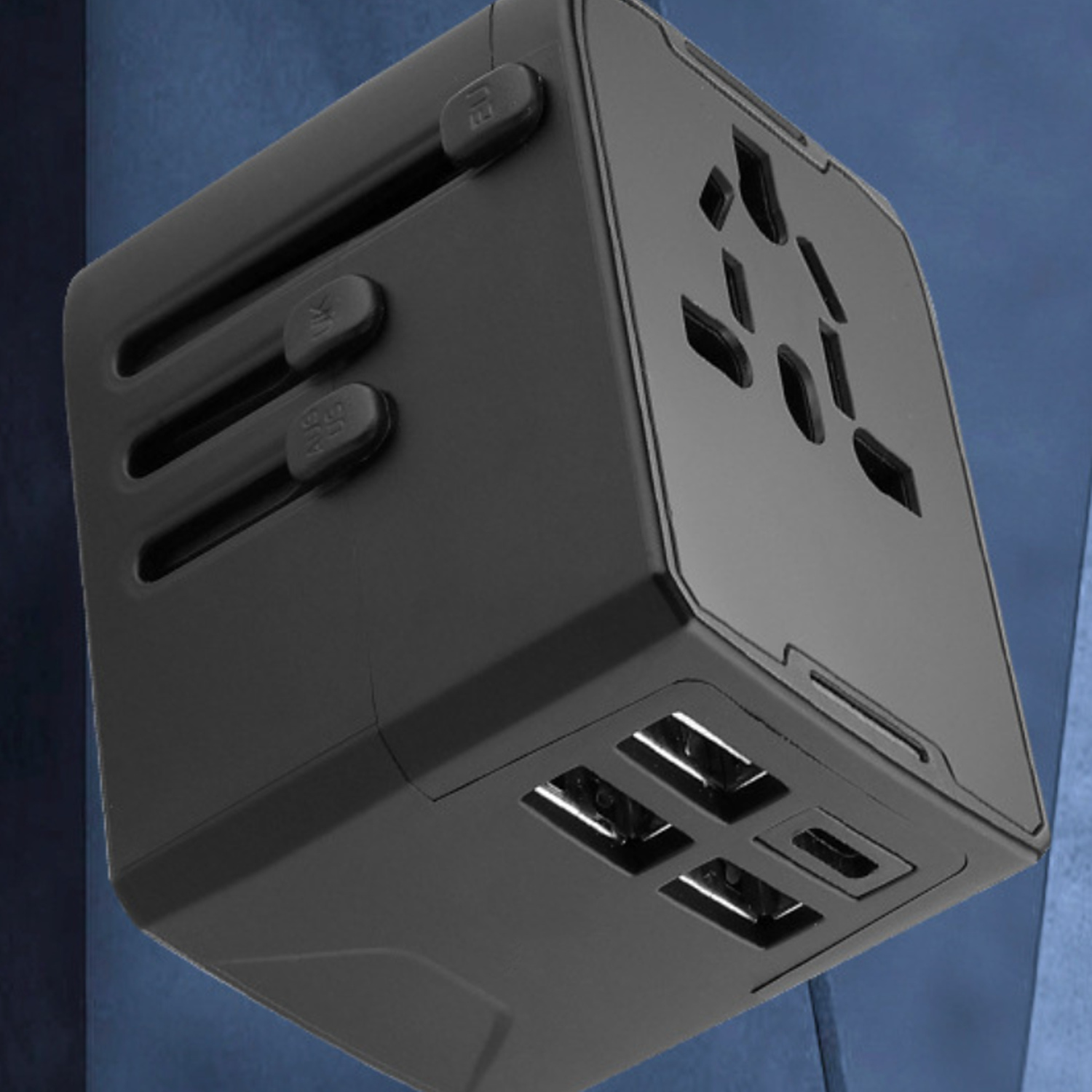 Multifunctional Travel Adapters Are Available Worldwide 3