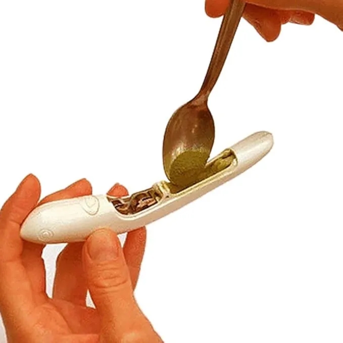 Rechargeable Latte Art Pen for Cappuccino and Desserts 4