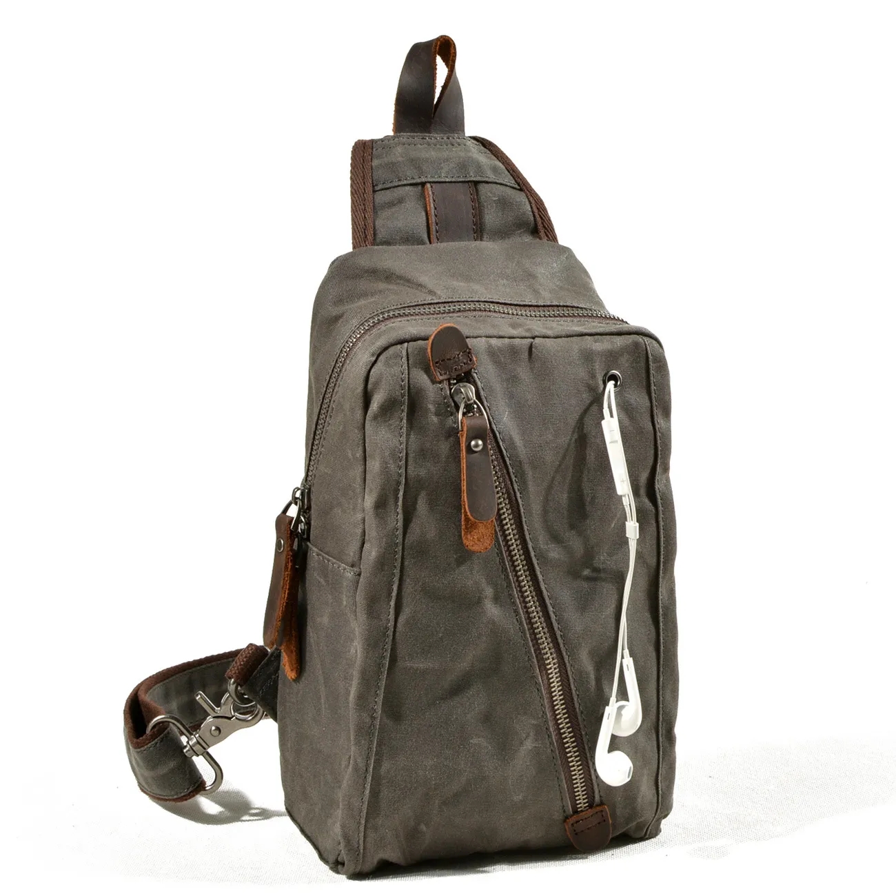 Retro Pleated Chest Pack 11