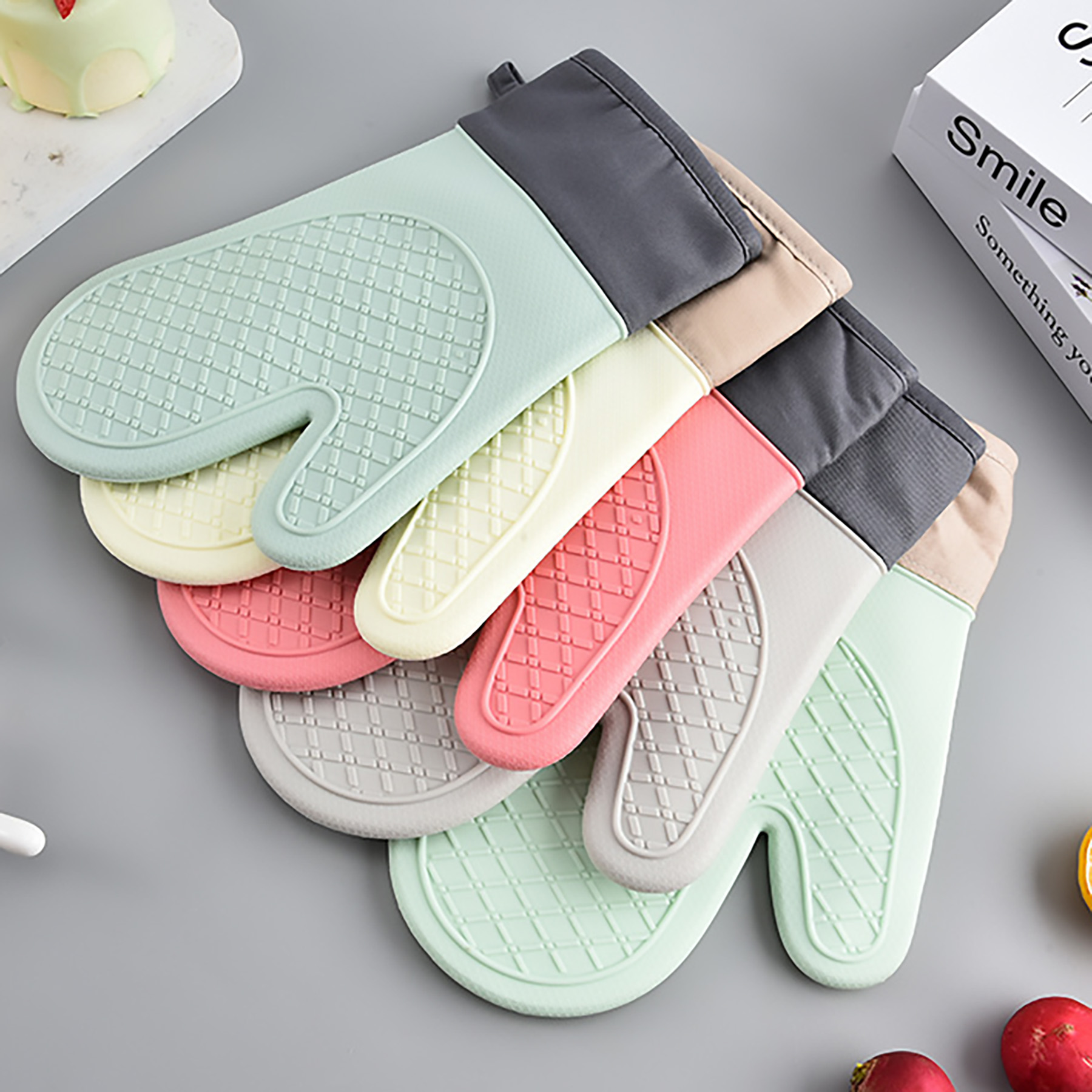 Silicone Insulated Oven Mitts 5