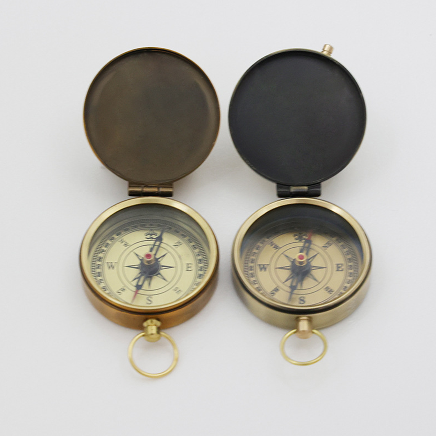 Retro Zinc Alloy Compass Pocket Watch for Outdoor Use 1