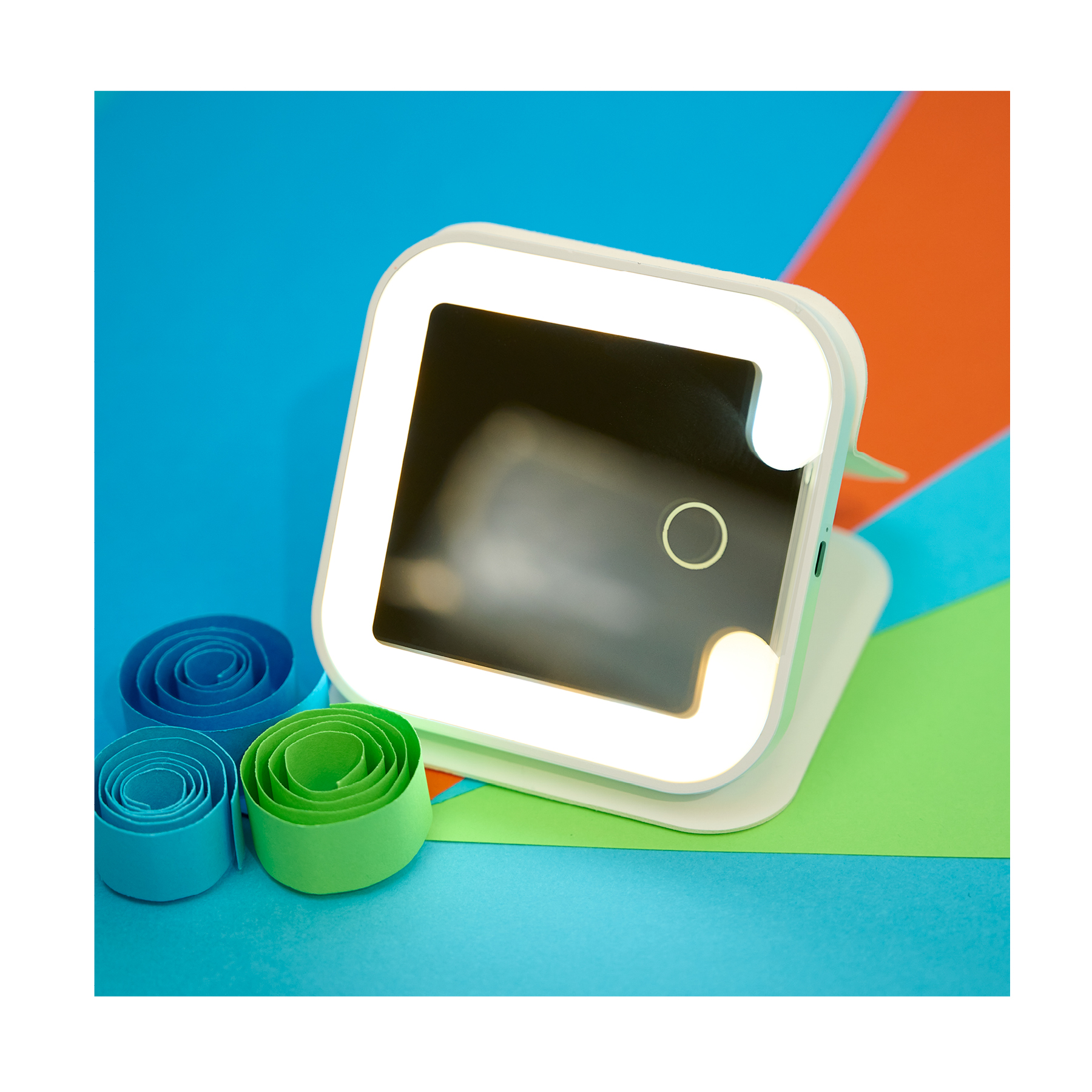 Nora Rechargeable LED Light-Up Pocket Mirror 13