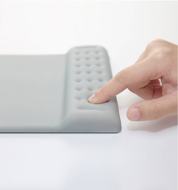 Wrister mousepad 2