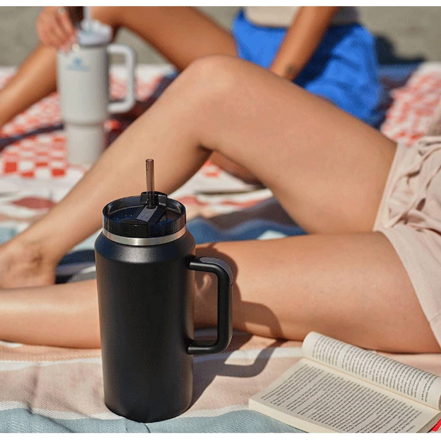 64 Oz Tumbler W/ Straw 5