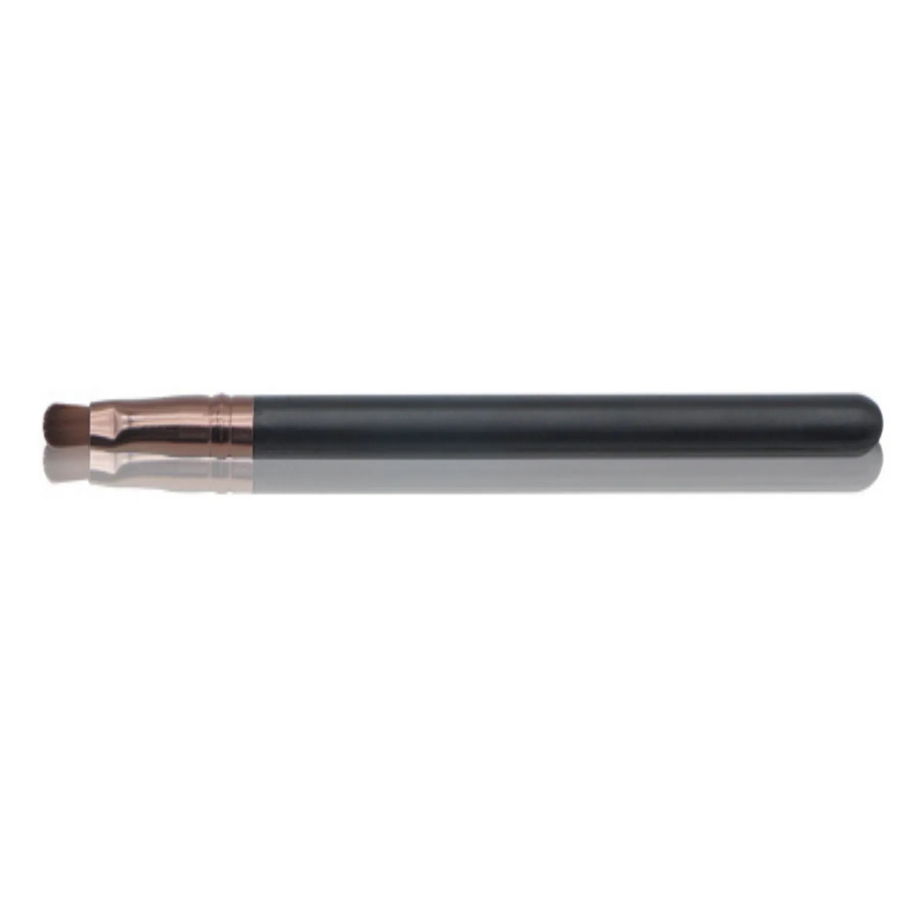 Professional And Soft Make Up Lip Brush 4