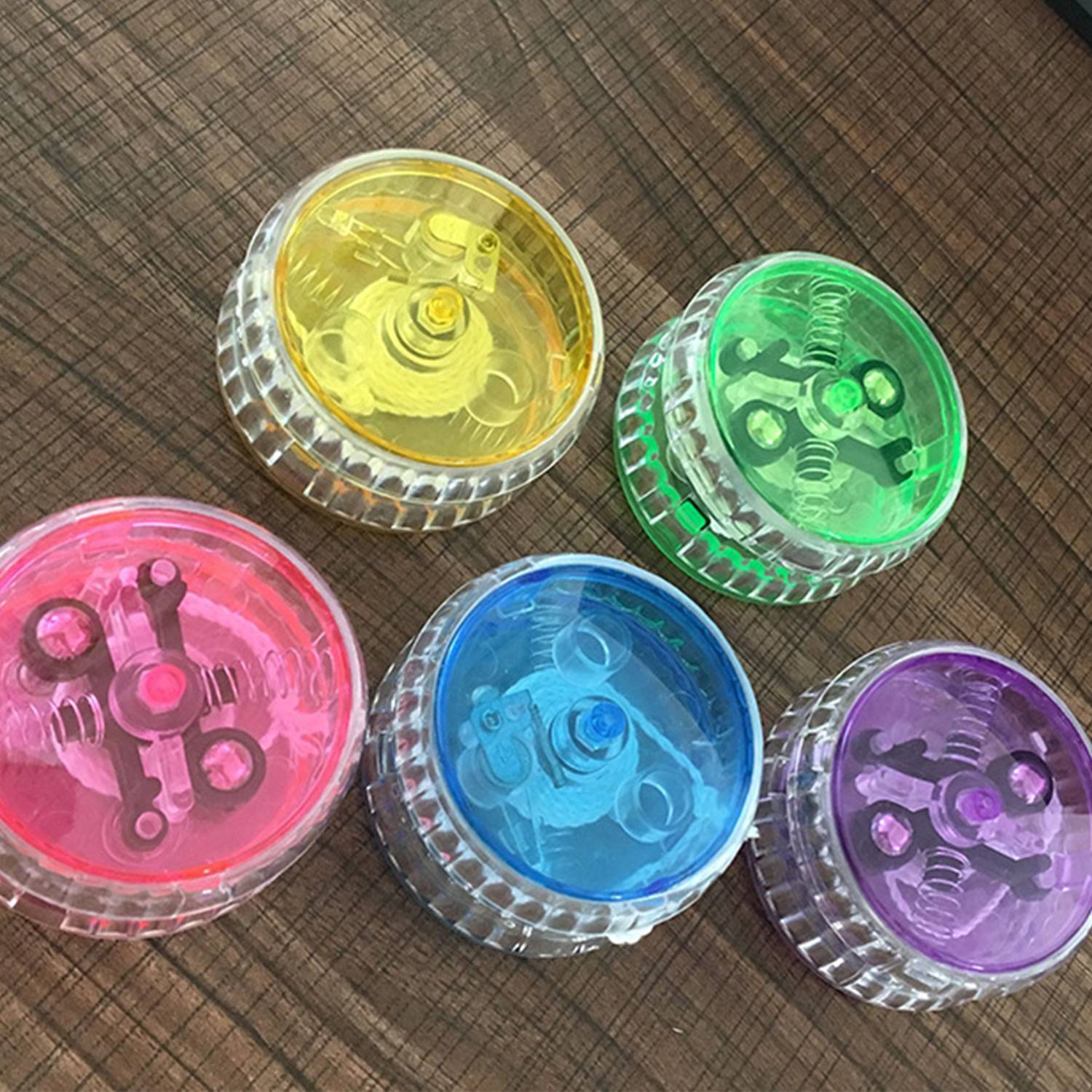 LED LIGHT-UP YO-YO 5