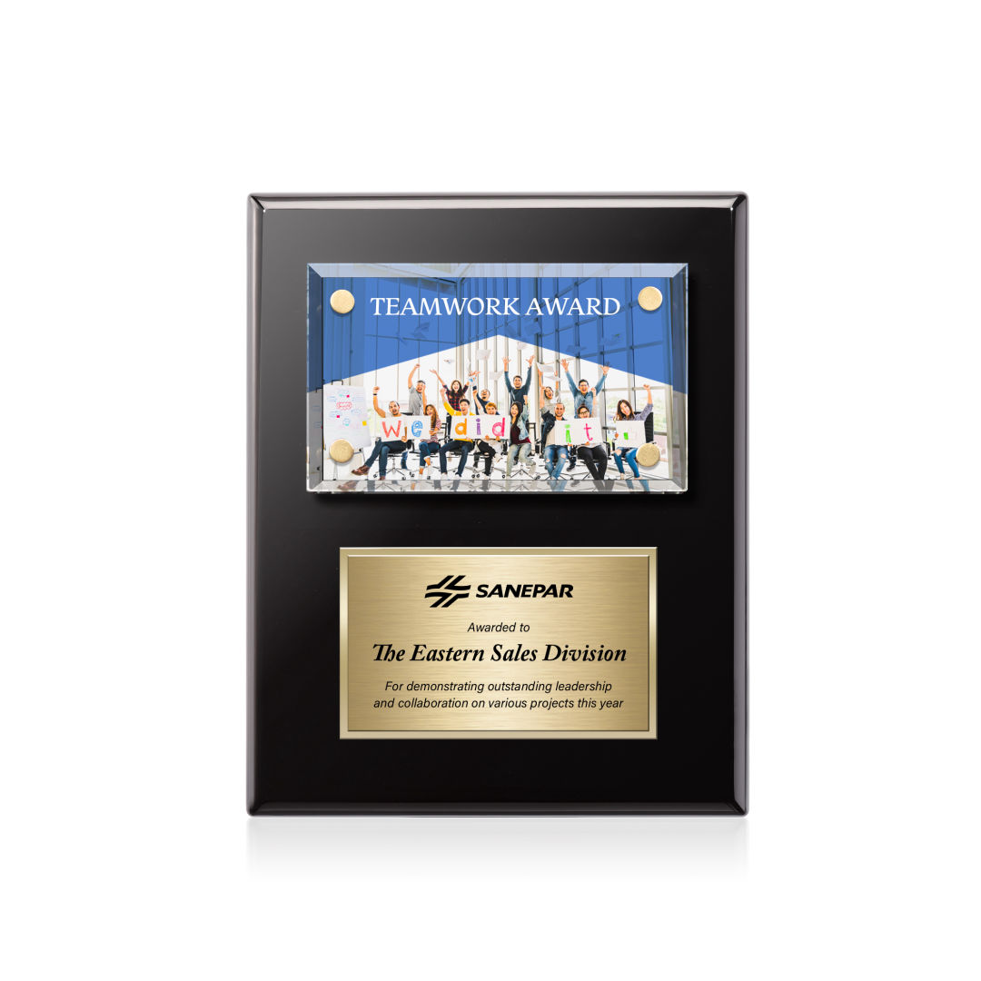 Gossamer VividPrint™ Plaque - Black/Gold 4