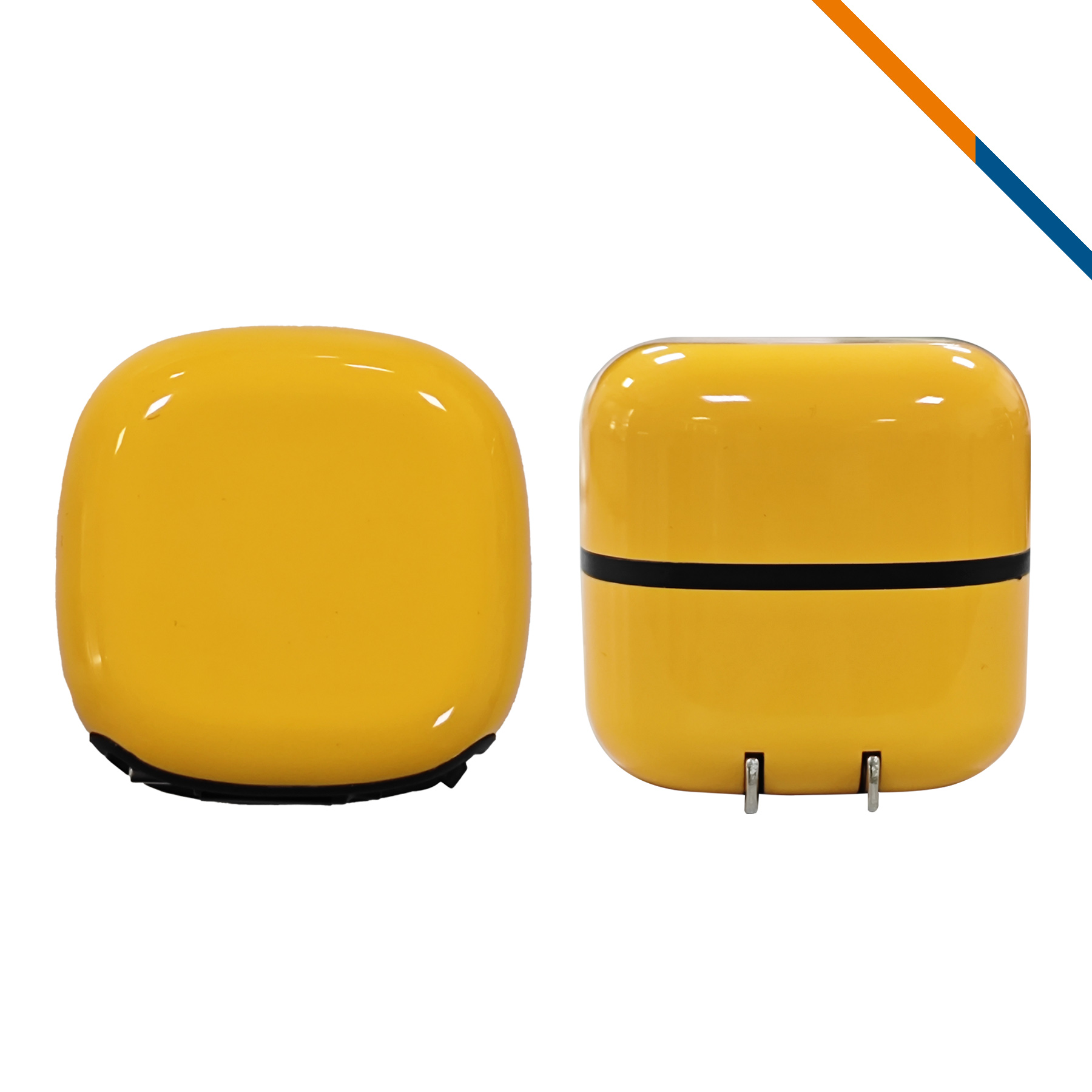 WallJet 65W Fast Charging Retractable Wall Charger 2