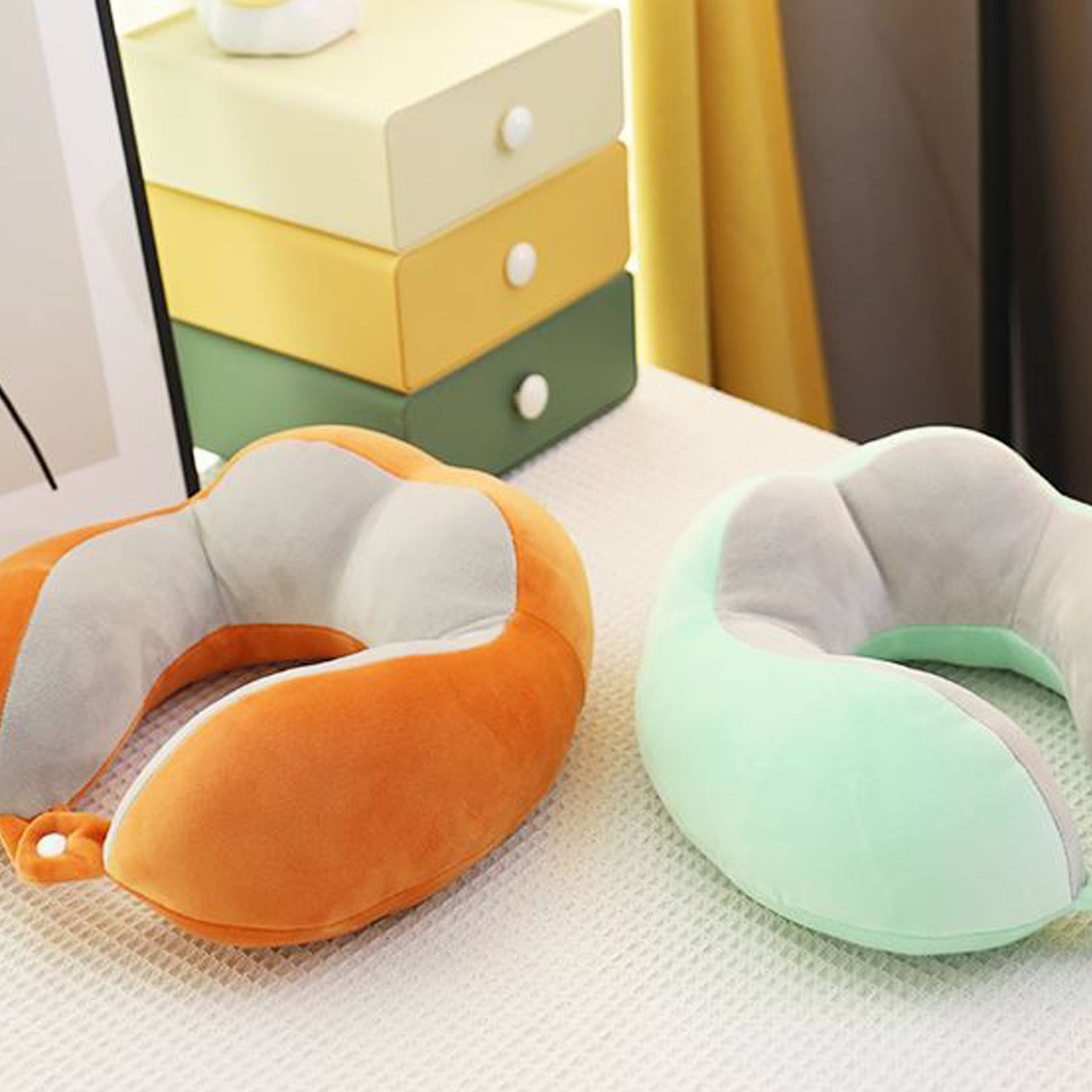 Spandex Nap U-shaped Pillow 2