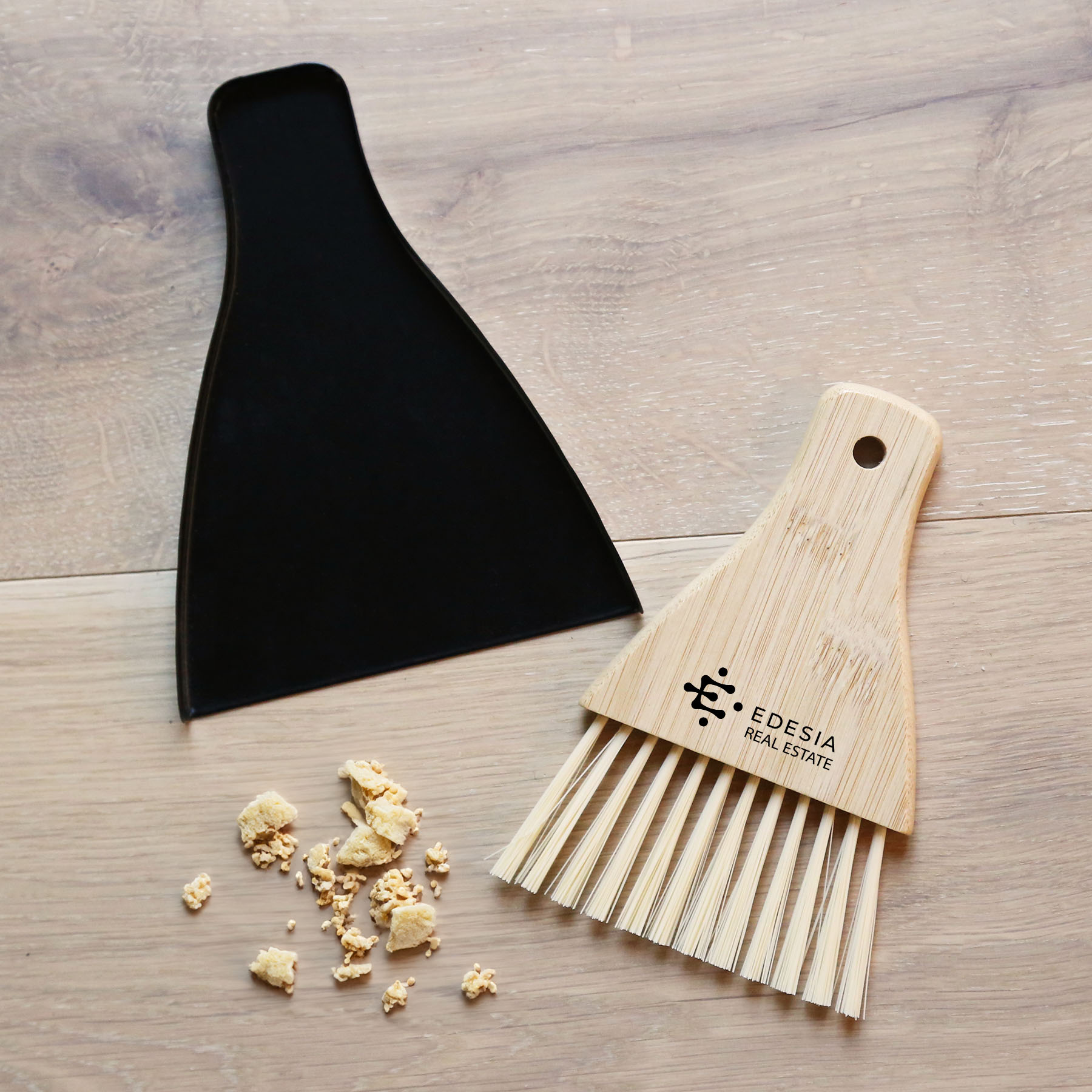 Chun Bamboo Brush & Dustpan-Beacon